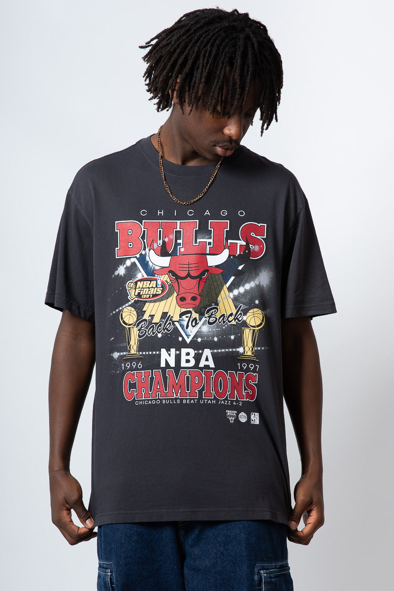 Chicago Bulls Lights Tee