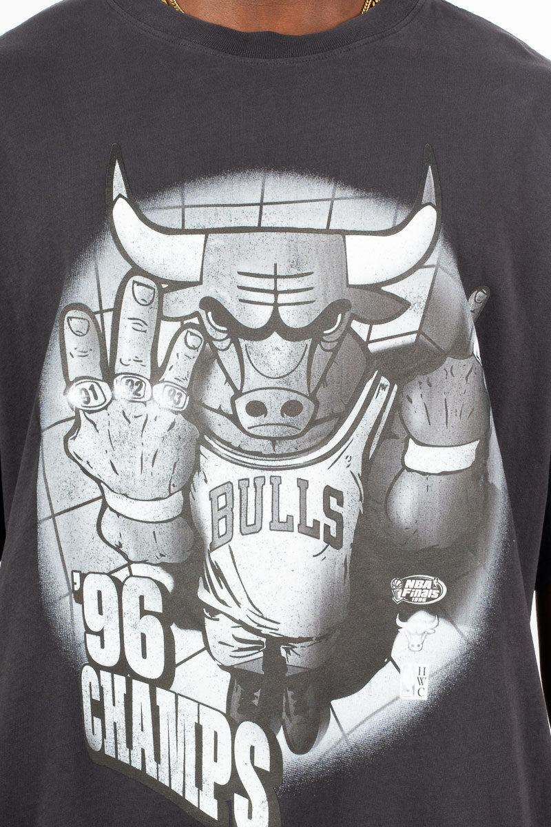Chicago Bulls 4x Champions Tee
