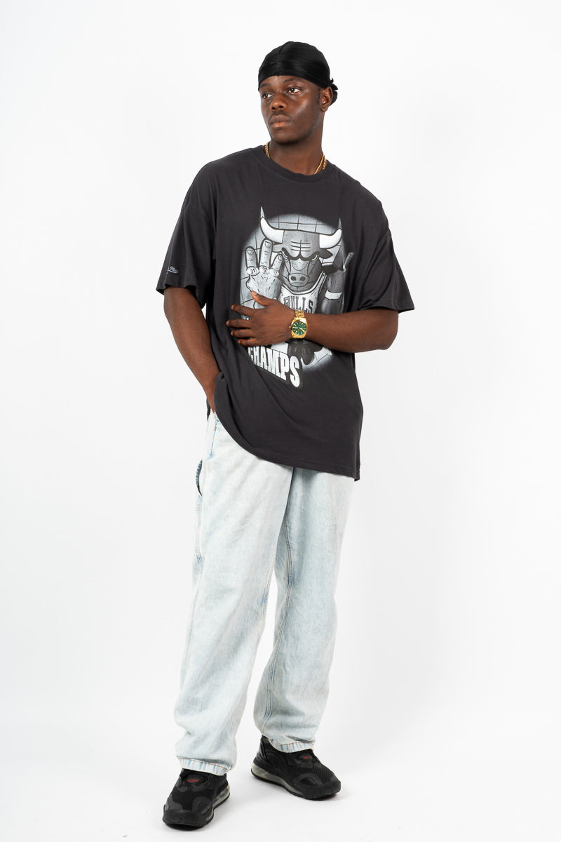 Chicago Bulls 4x Champions Tee