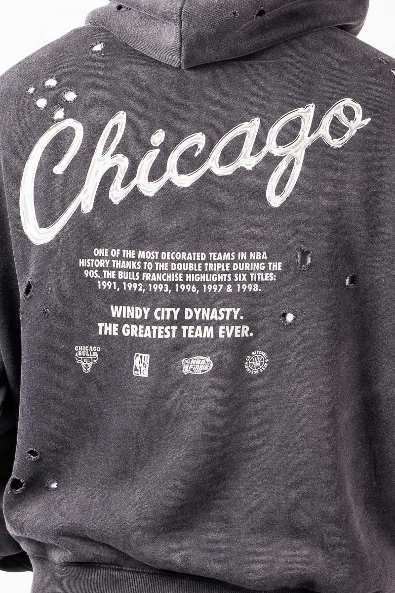 Chicago Bulls Chrome Logo Pullover Hoodie - Mens