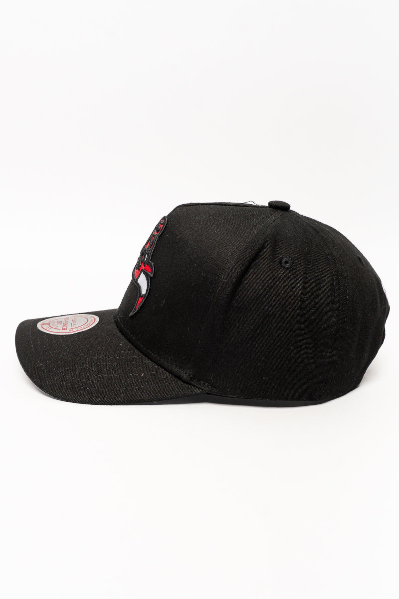 Chicago Bulls Upside Down Logo Cap