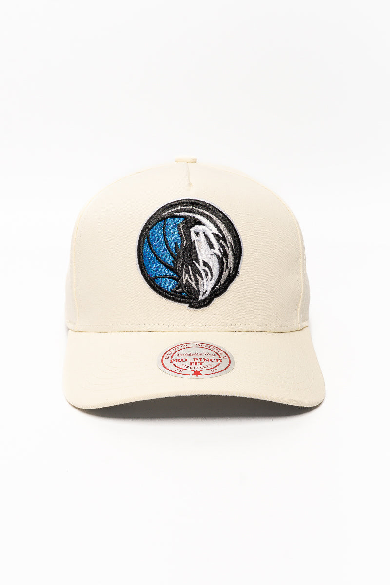 Dallas Mavericks Upside Down Logo Cap