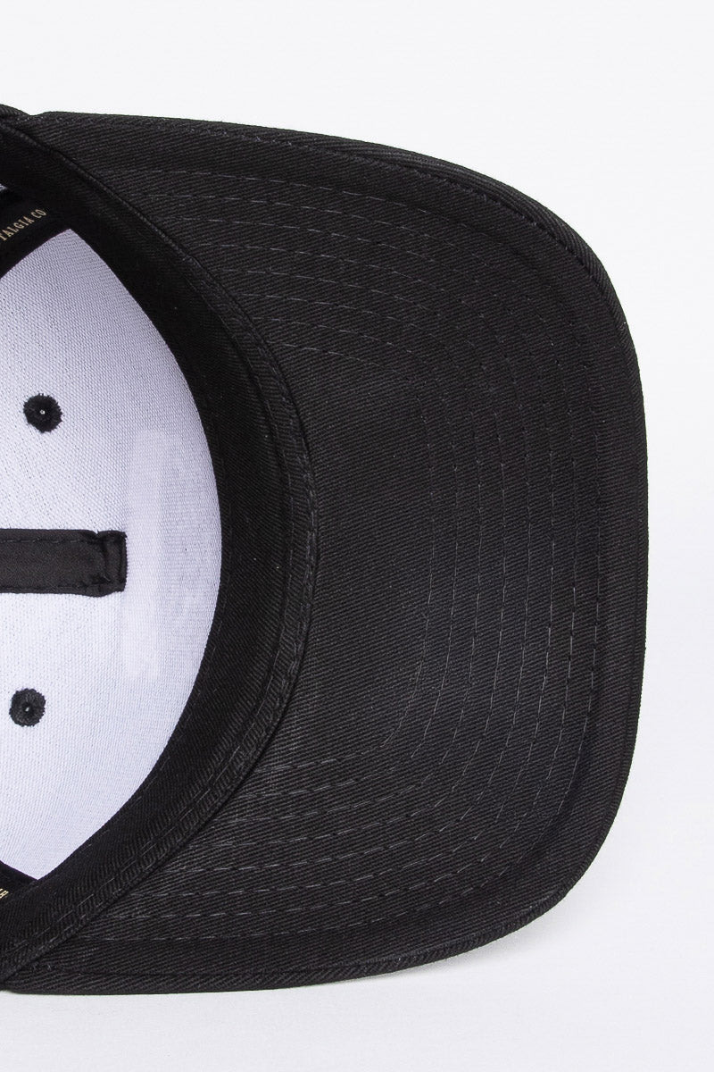 Milwaukee Bucks Colour Team Logo Pinch Snapback