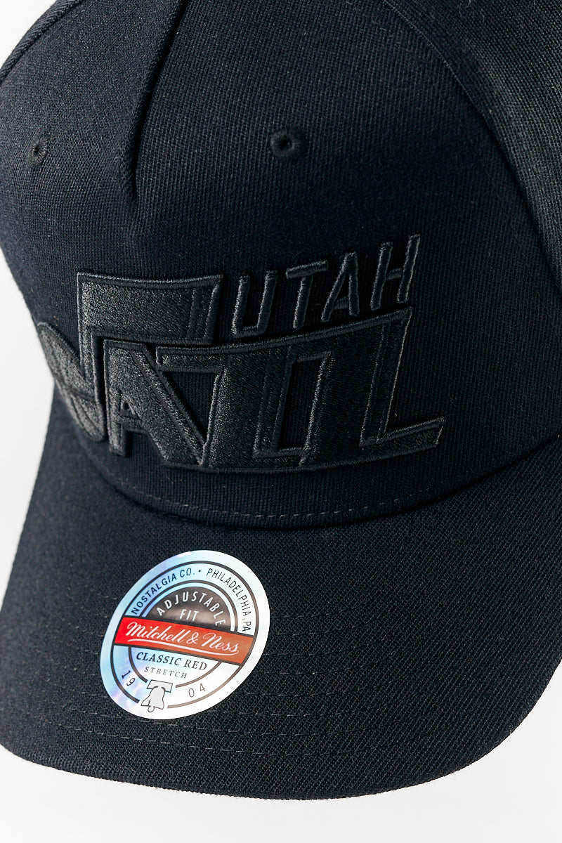 Utah Jazz Classic Red Team Logo Pinch Panel in Black/Black