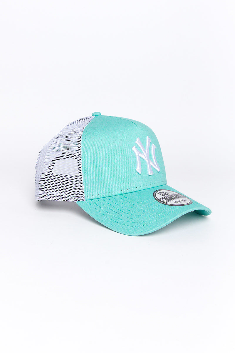 New York Yankees 9Forty A-Frame Trucker