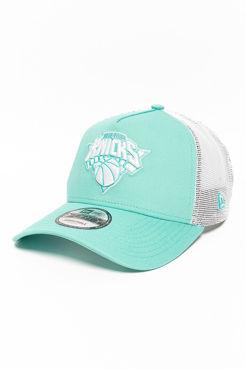9Forty NY Knicks Turquoise Era Trucker Cap