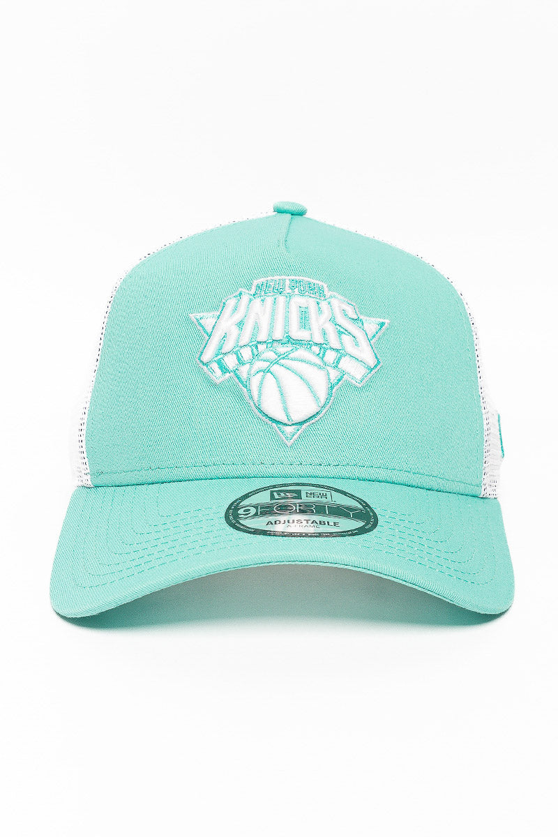9Forty NY Knicks Turquoise Era Trucker Cap
