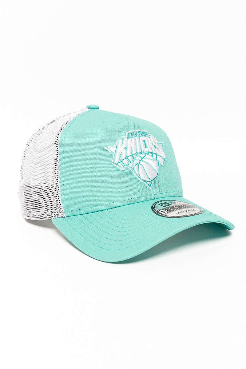 9Forty NY Knicks Turquoise Era Trucker Cap
