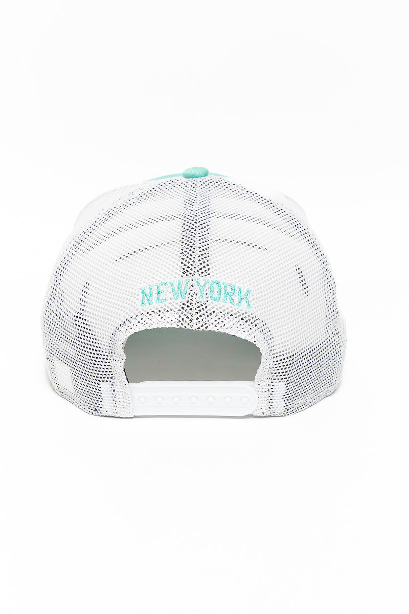 9Forty NY Knicks Turquoise Era Trucker Cap