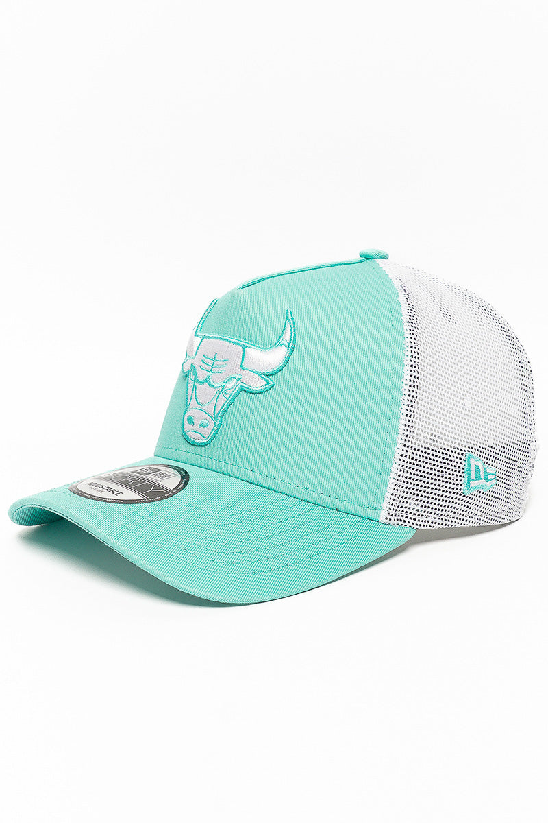 9Forty Chicago Bulls Turquoise Era Trucker Cap