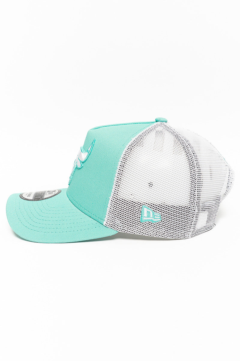 9Forty Chicago Bulls Turquoise Era Trucker Cap