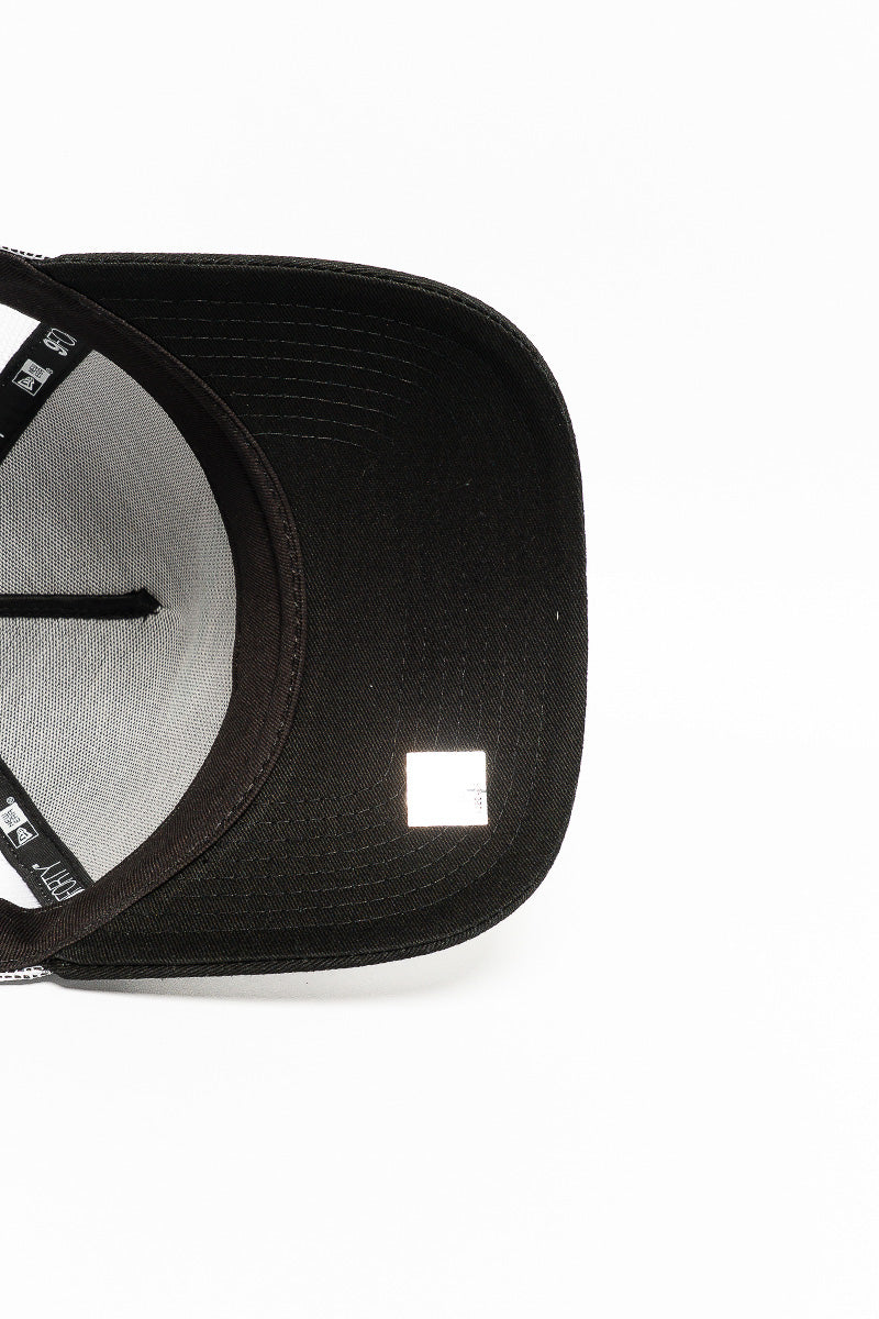 9Forty Cleveland Cavaliers Colour Era Trucker Cap