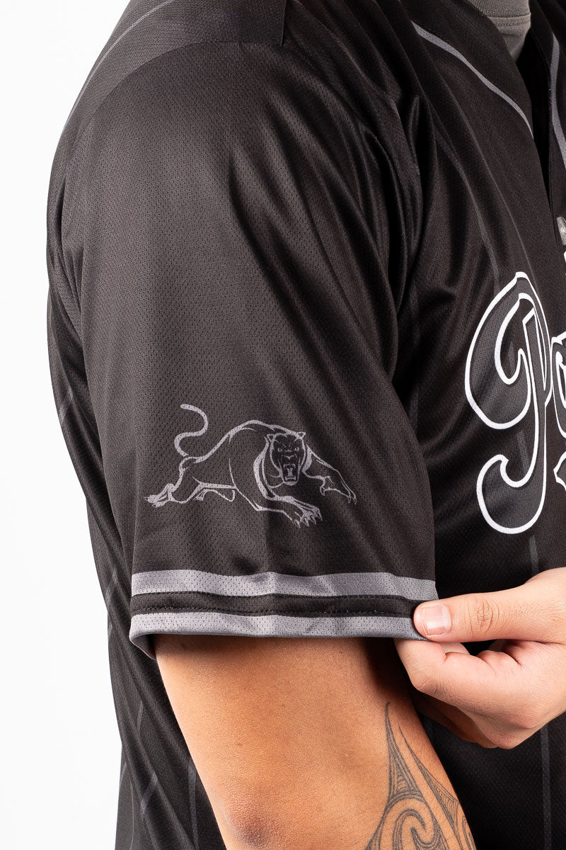 Penrith Panthers NRL Blackout Baseball Shirt - Mens