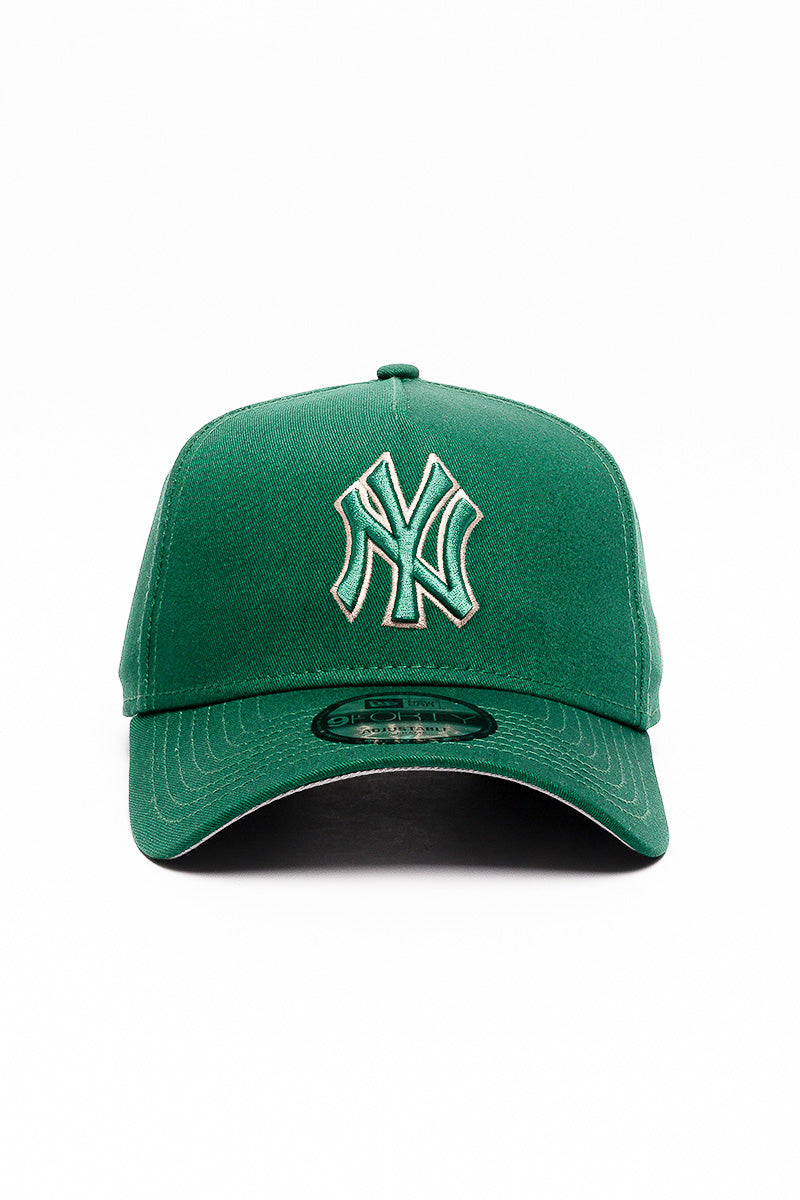 9Forty NY Yankees Deep Emerald Cap